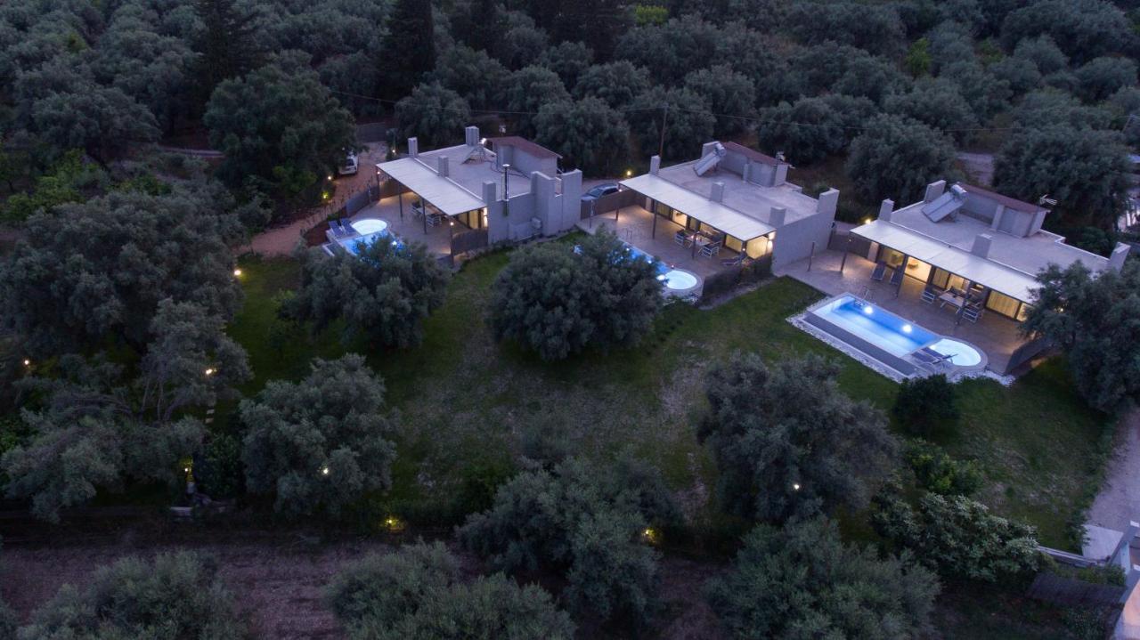 Averto Villas With Private Pool Нидри Екстериор снимка