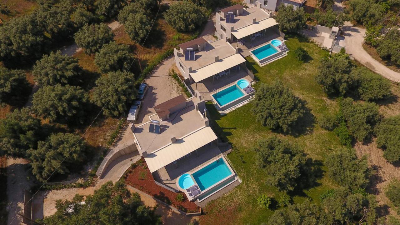 Averto Villas With Private Pool Нидри Екстериор снимка