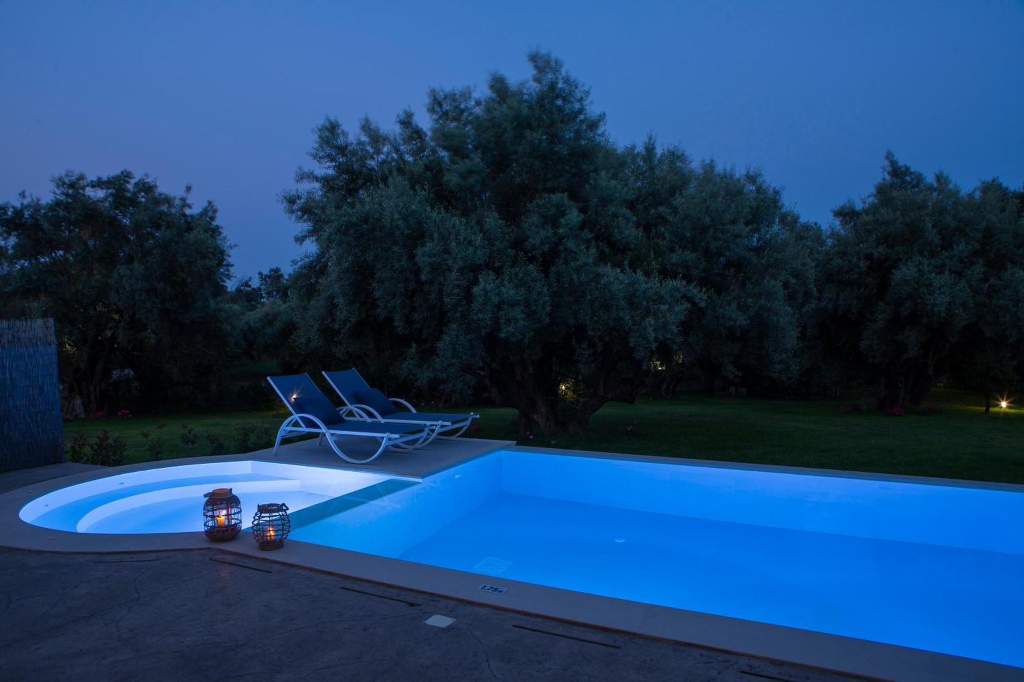 Averto Villas With Private Pool Нидри Екстериор снимка